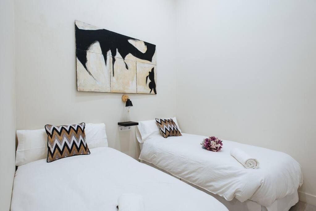Selecta Elegante Y Centrico Apartamento Seville Luaran gambar