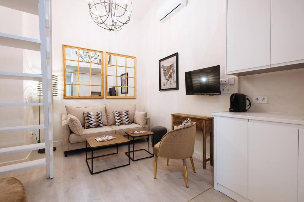 Selecta Elegante Y Centrico Apartamento Seville Luaran gambar
