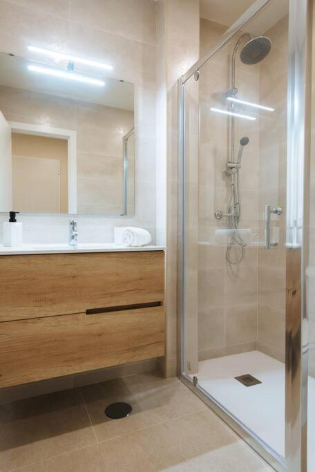 Selecta Elegante Y Centrico Apartamento Seville Luaran gambar