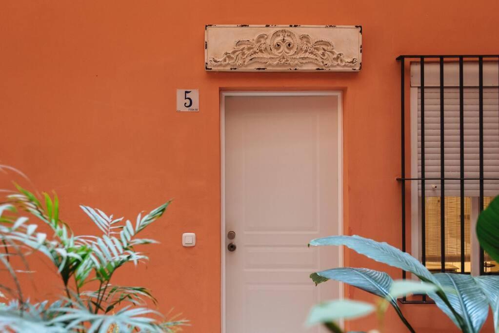 Selecta Elegante Y Centrico Apartamento Seville Luaran gambar