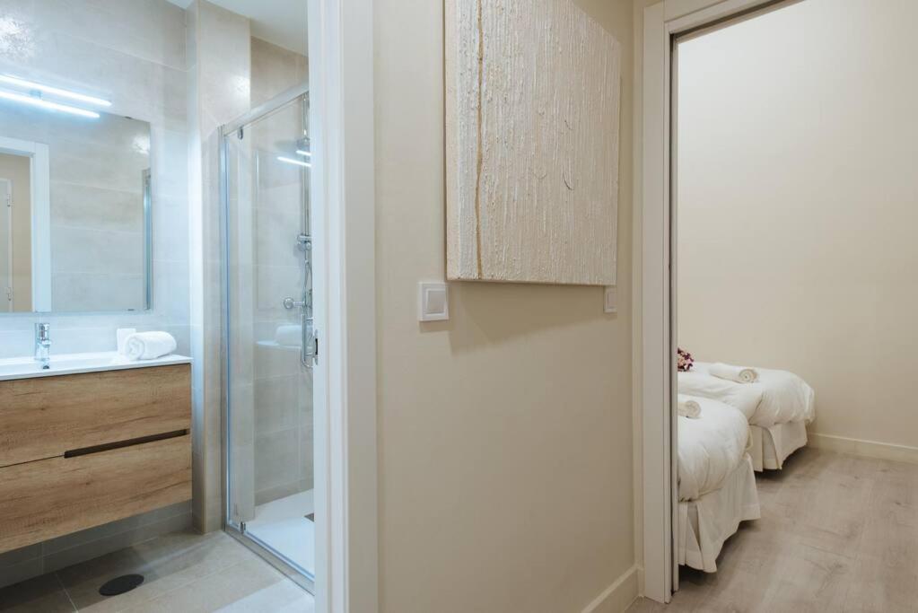 Selecta Elegante Y Centrico Apartamento Seville Luaran gambar